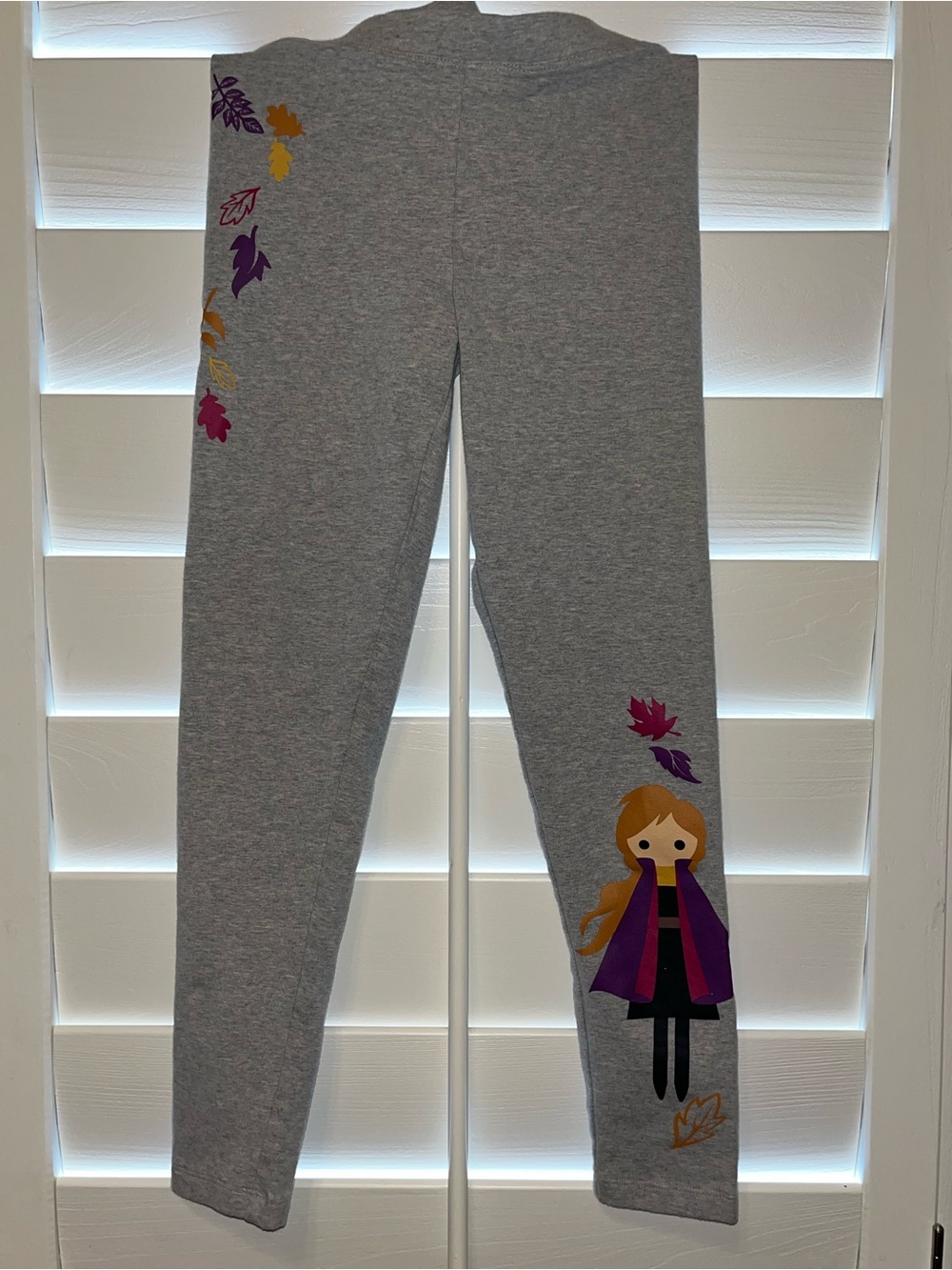 Disney Girls' Gray Leggings with Purple & Gold Fall Leaf and Princess Anna